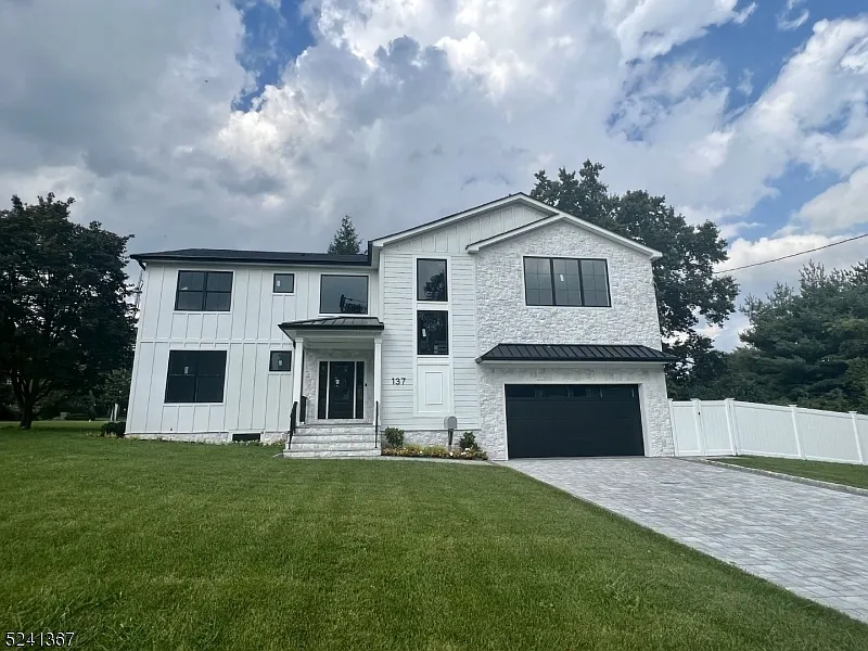 b4981f8fb752b557c1376acbaf713526-uncropped_scaled_within_1344_1008